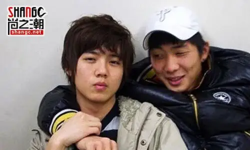 为什么何炅不喜欢鹿晗 鹿晗父母天涯被扒真实身份是什么