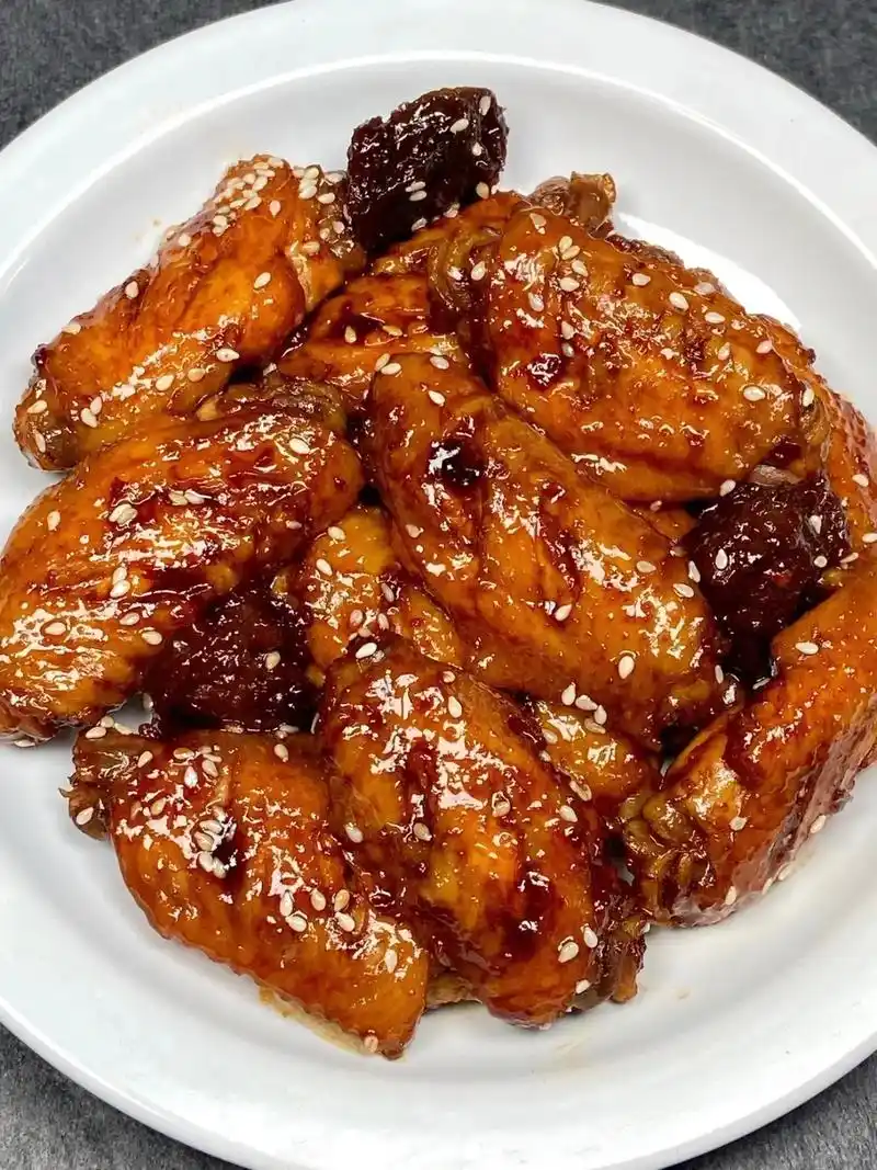 鸡翅.爱吃鸡肉的一定要试试这个话梅鸡翅 真的超级下饭 做法简 - 抖音