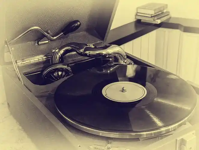 老_留声机_复古_红色_特写_唱片_乙烯基_旧式_图片大全—全景创意图库