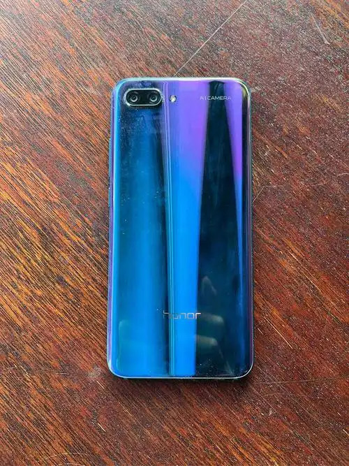 华为安卓手机怎么样 荣耀10现在依旧流畅_什么值得买