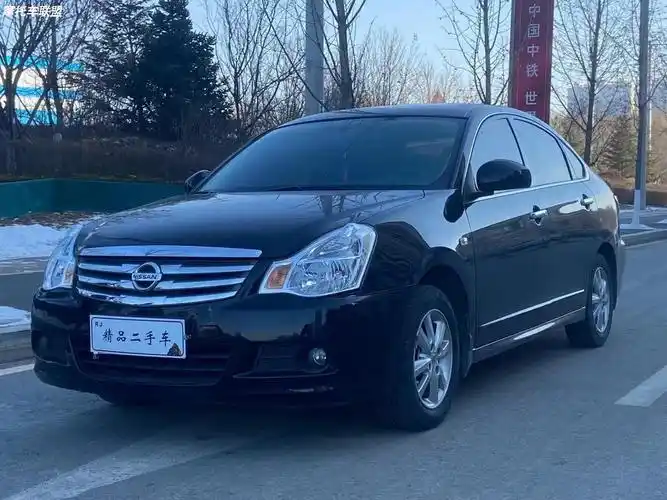 出售轿车17年轩逸经典手动挡16微首付