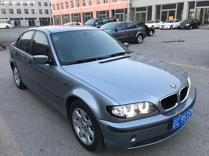 出售2005年宝马e46318精品车