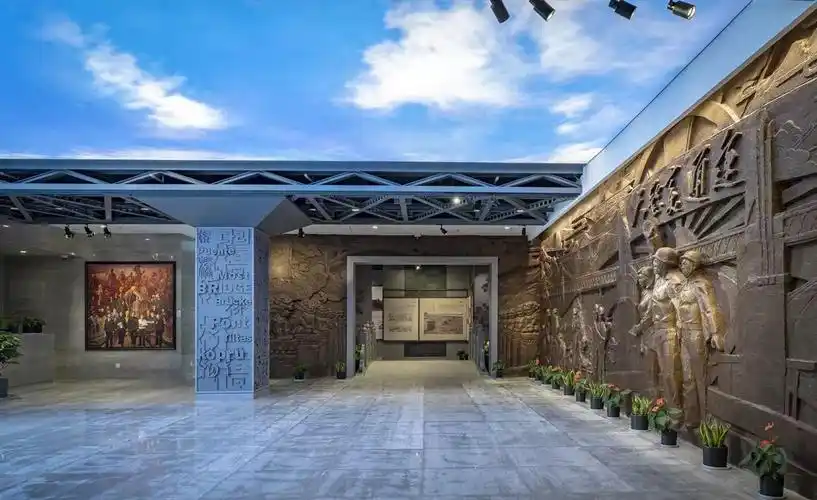 60多年的发展历程和辉煌业绩在这个桥梁主题展览里全体现了