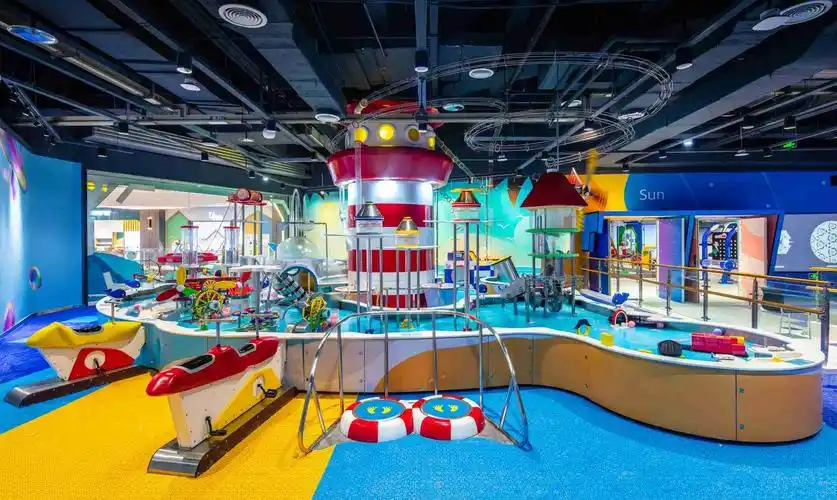 山城室内游乐场kidzplorer智乐空间吹着暖气玩到嗨