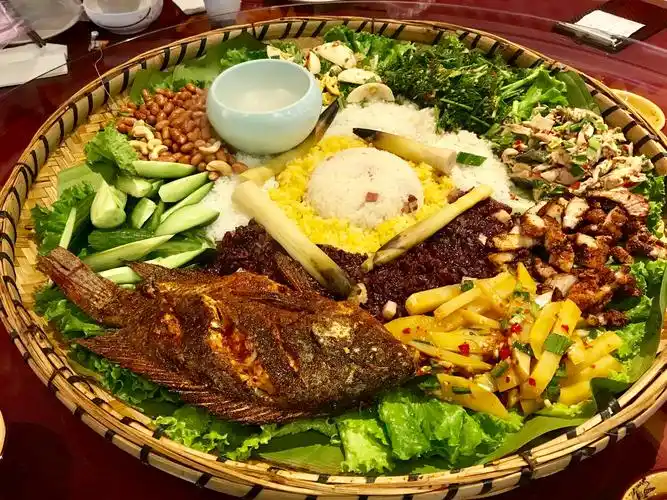 傣味美食手抓饭