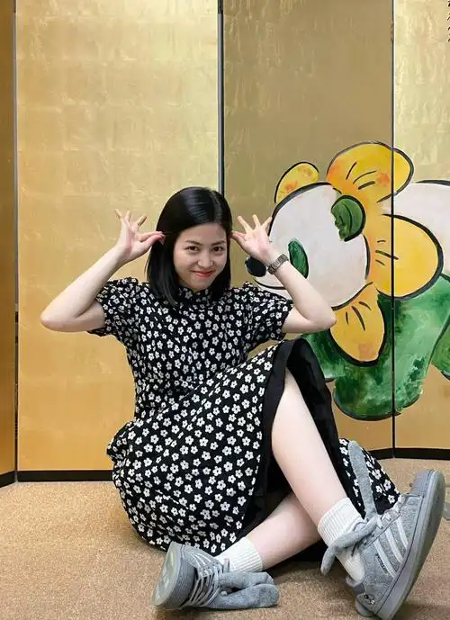 张权老师#保持可爱#zerosevendailylook#每日穿搭#ootd#outfit#连衣裙