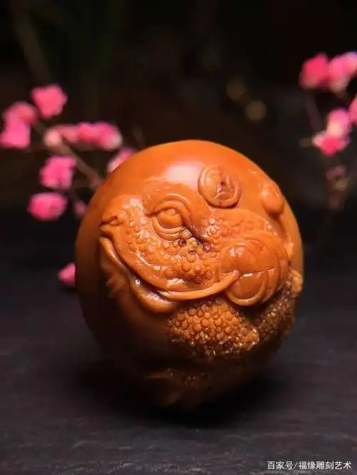 「聚华堂-二华」二位大师本工橄榄核雕《刘海戏金蟾》