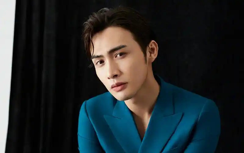 张彬彬超帅时尚写真图片桌面壁纸,分辨率:1920x1200