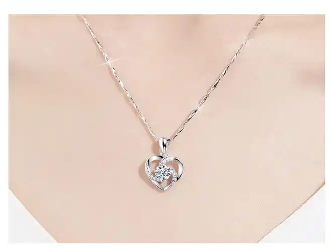 周大福星铂金项链女正品pt950莫桑钻石18k锁骨链白金吊坠简约百搭