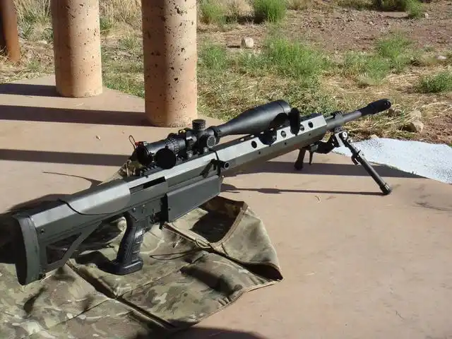 美狙击步枪犹如一根大管子手工制造穷人也买得起