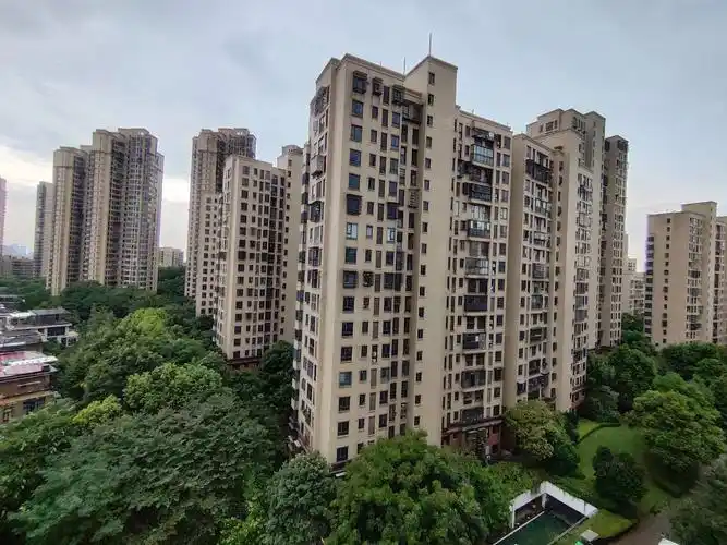 满五年免个税岳麓区麓谷保利麓谷林语85平南边通透3房随时看