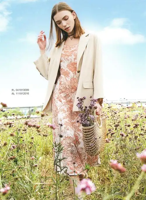 杭州时尚品牌折扣女装婕妮熙19春女装批发货源 高端品牌折扣女装一手