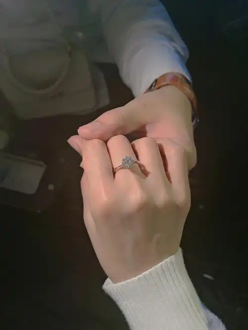 求婚钻戒