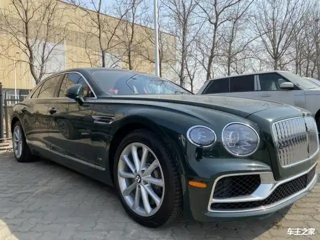 22款宾利飞驰碧玺绿特殊颜色现车随时提