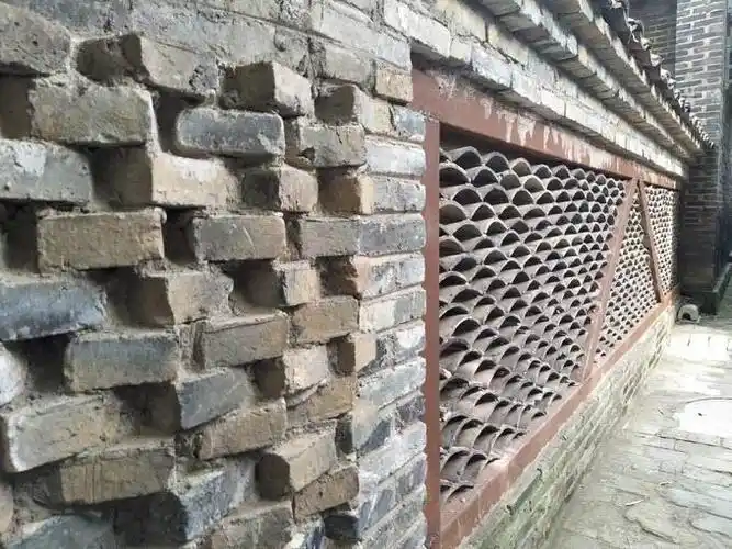瓦片打造围墙