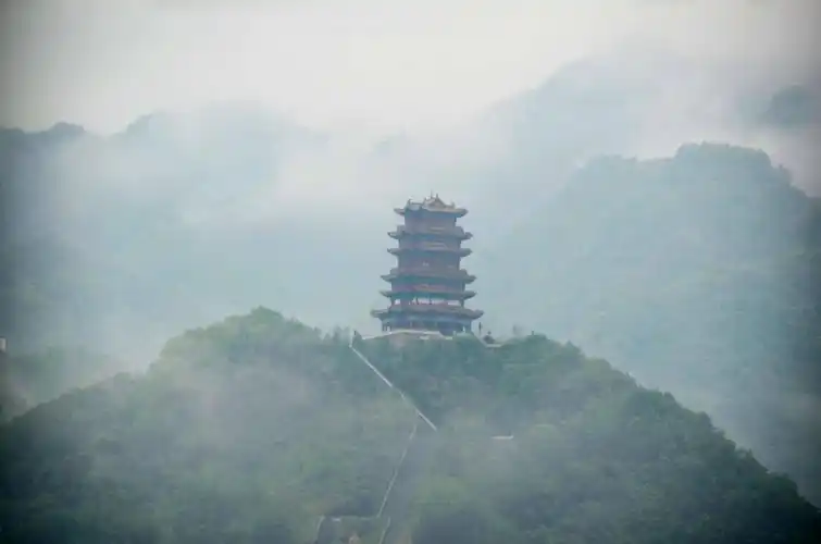 紫阳文笔山上早上真的很美