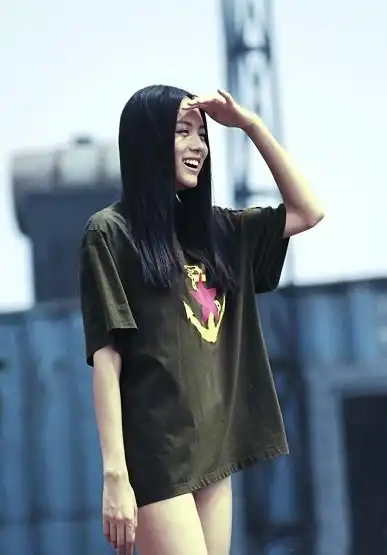 张梓琳谈《硬汉2》:包成"粽子"演沐浴戏