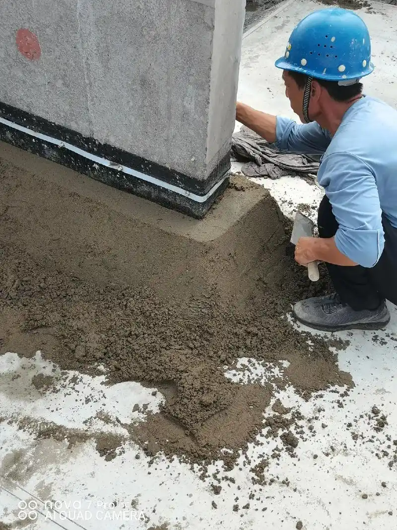 上人屋面 女儿墙r弧 天沟 不同做法#施工现场实拍 #记录在 - 抖音