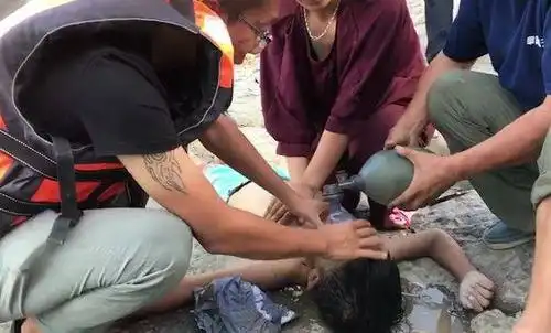 今天,阜阳一小孩在颍河闸溺亡!【现场图】