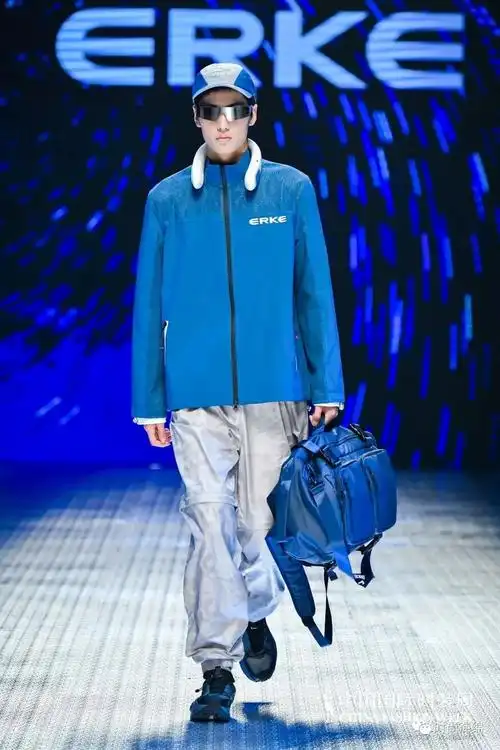 鸿星尔克青年共创设计大赛决赛揭晓泼天的富贵终于轮到这些国货了