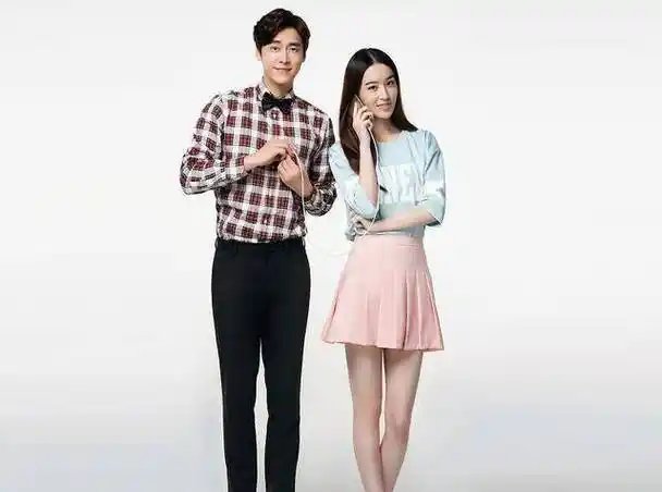 陈星旭前女友,小魔仙严莉莉跟班,主演《绝代双骄》却被梁洁压番