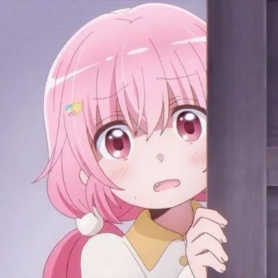 动漫女头粉毛可爱风李佩佩de头像