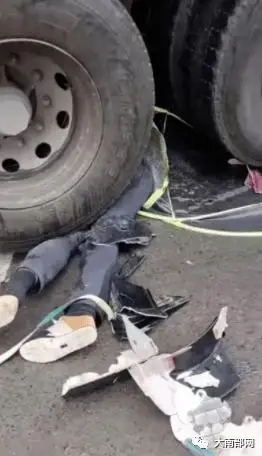 南部突发车祸一人当场身亡