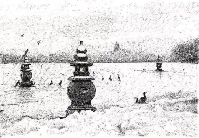 在传统钢笔画的特点之上,融入了中国画的审美,对西湖进行了白描速写式