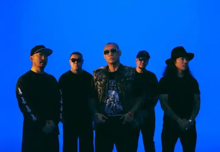 扭曲机器签约摩登天空即将登陆草莓重型传奇再次启程