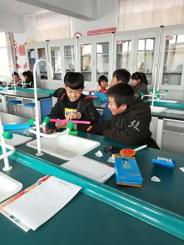 培养孩子们的科学严谨的态度,锻炼了学生做实验的能力.赞