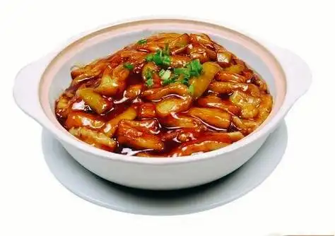 p>茄子煲是用茄子制作的一道家常菜,属于粤 a target="_blank" href=