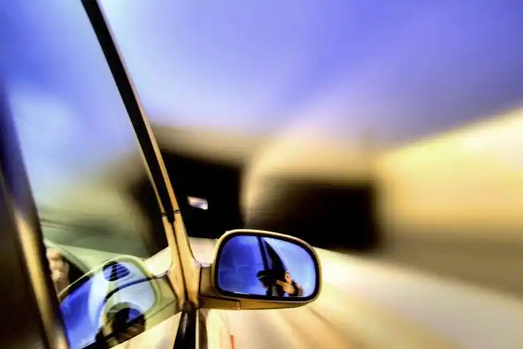 行驶的汽车图片素材(图片id:1336234)_-交通工具-现代科技-图片素材