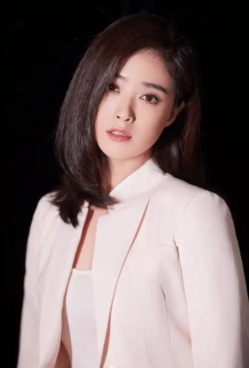 来自新疆的六位女明星,各个貌若天仙,谁最让你心动呢?