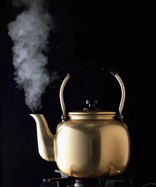 雾,静物,金属制品,沸腾,黑色背景,金属,蒸汽,壶,银色,水蒸气,水壶,一