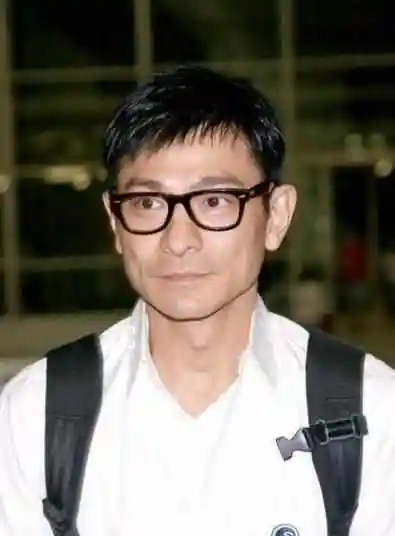 香港男明星眼镜杀!每个人有每个人的味道!