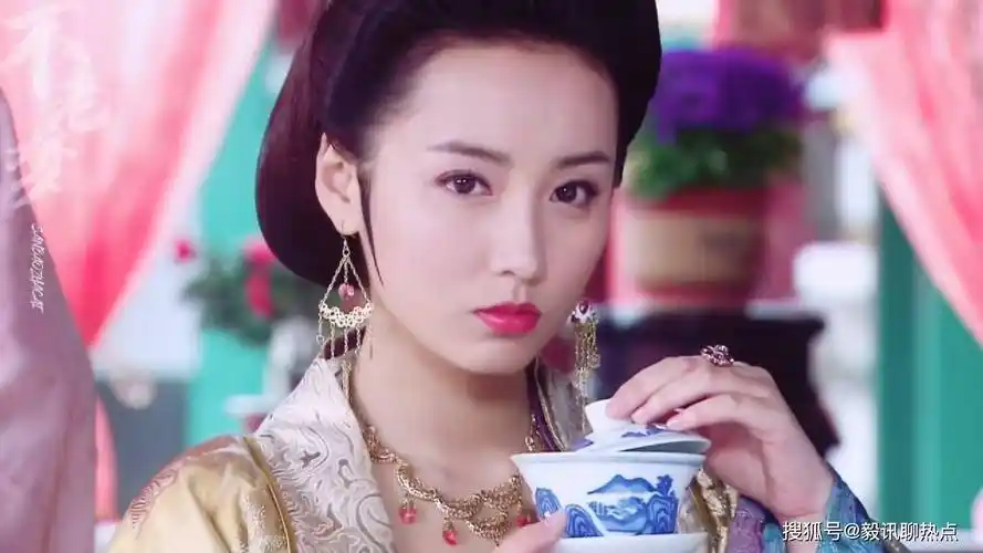 吕一老公钱泳辰被曝骗学费_培训_机构