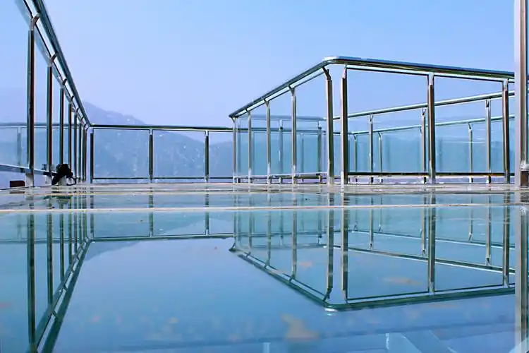 西北第一高玻璃观景平台横空出世,让你的荷尔蒙与肾上腺素激情碰撞!