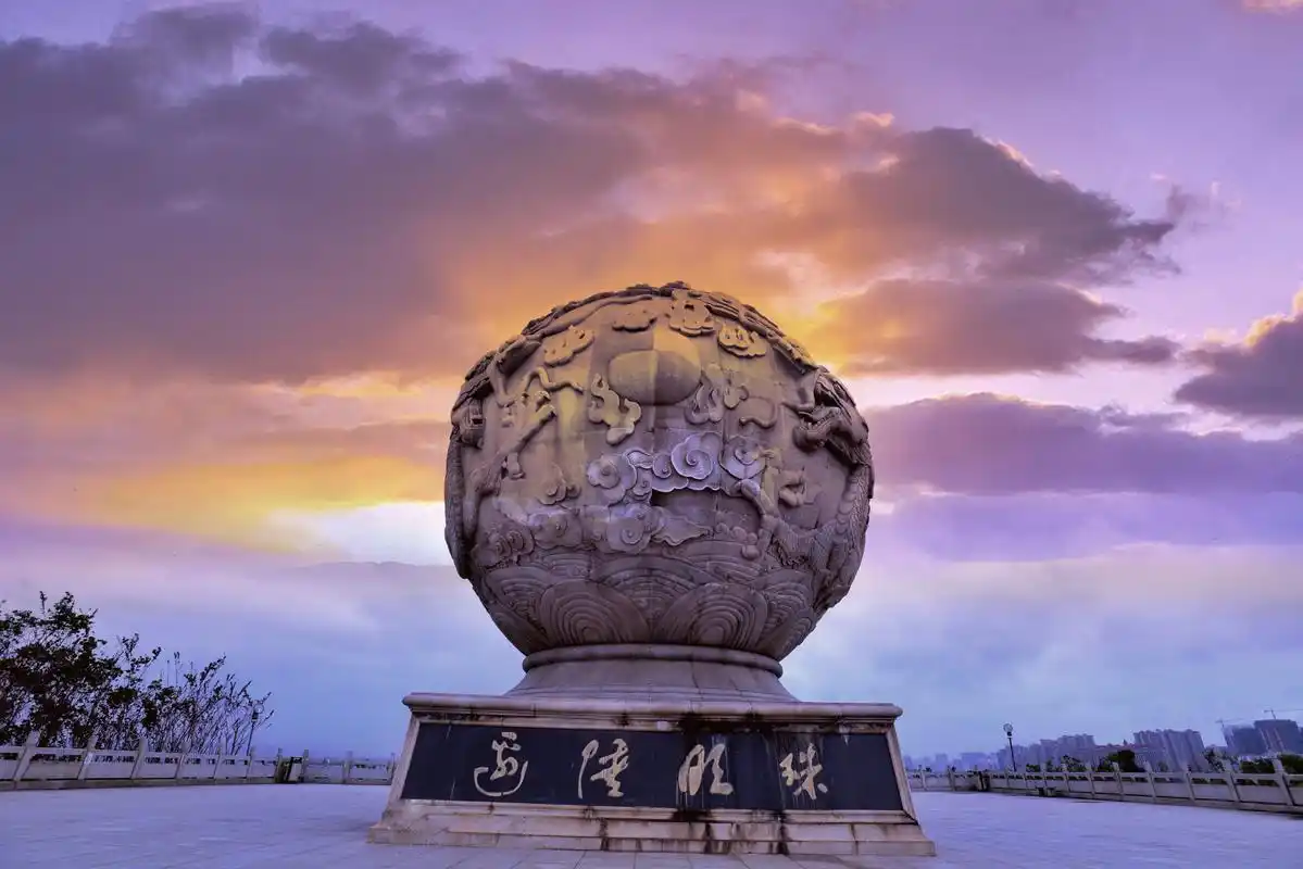 畅游边陲明珠 领略广西美景|海在城中,城在海中,猎奇于山海之间的惊喜