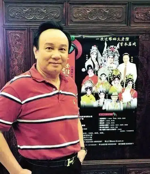 是佛山青年粤剧团团长   演技简直不要太好啦!