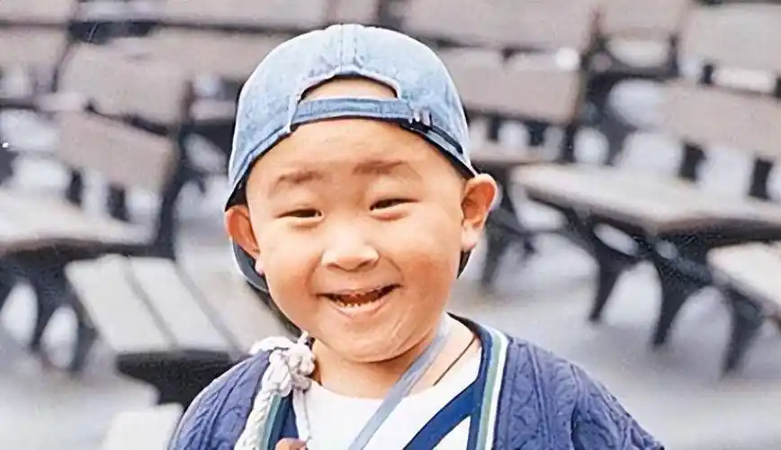 曾拒绝亲梅艳芳,三岁赚千万身家却被父母败光,郝邵文