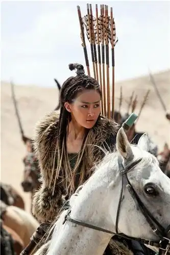 「打女」林鹏分分钟变厨娘 获成龙点赞