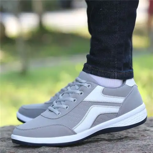新款男鞋春秋季休闲网面透气运动鞋软底防滑防臭男士鞋时尚鞋子男无双
