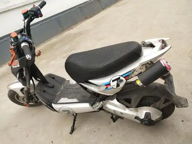 战警电动车出售.九八成新.只限寿光朋友自提.