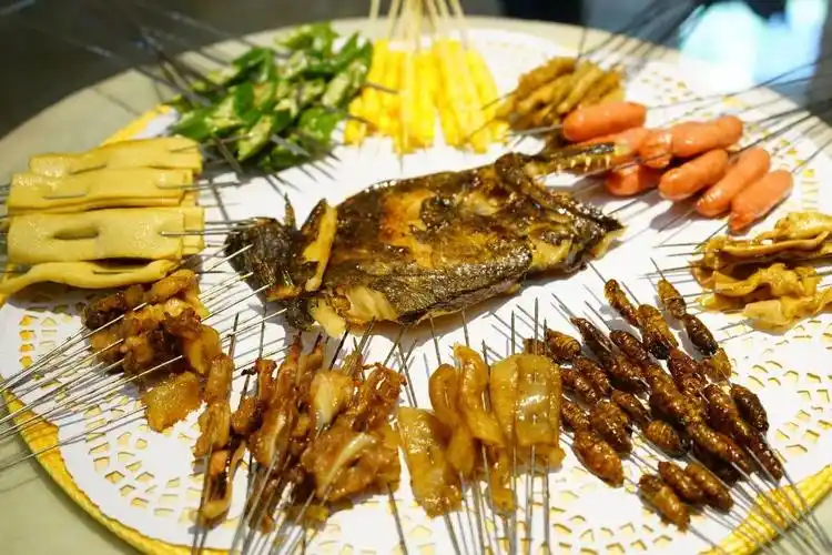 这里几十种小串, 个个都独具匠心.