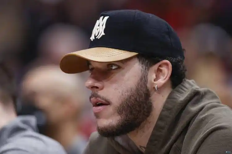 队记:鲍尔的合同还剩2年4200万 预计公牛会申请减免其薪水_保障_赛季