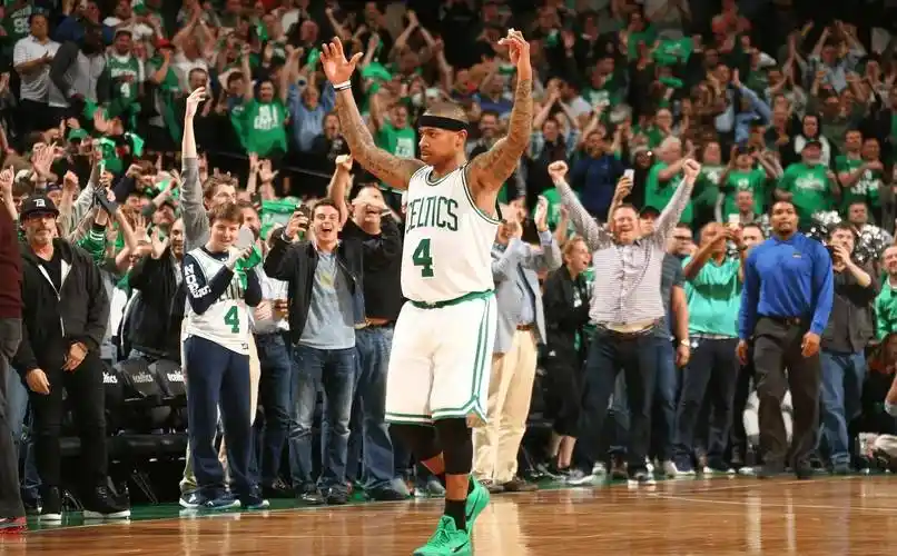 原创场均32分打回nba35岁老将太励志季后赛曾砍53分太阳又犯浑