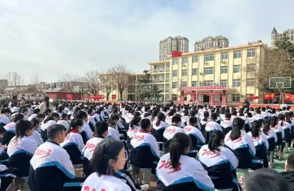 东方中学教育集团南校区开展防范校园欺凌系列活动