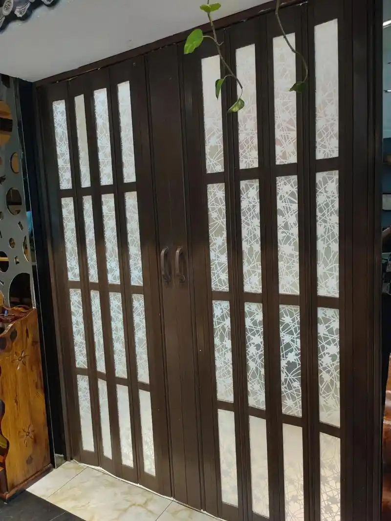 开放式厨房,简易隔断卫生间,垭口门非常方便,简洁大方,需求的