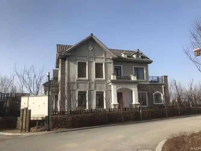 棋盘山中旅蓝爵25045㎡联排现房赠送比11