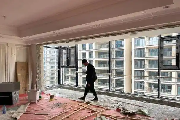 内行人建议:封阳台不要用大玻璃,因为会出现这6个问题